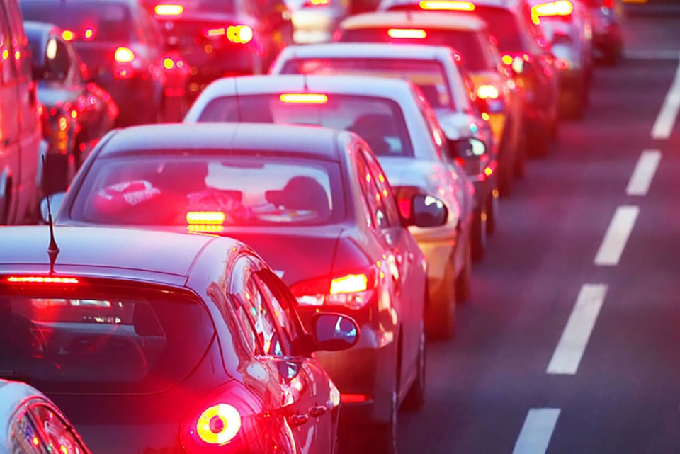 Queuing traffic on road