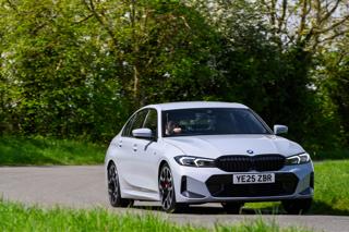 BMW 330e