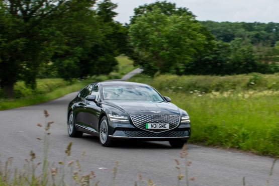 Genesis G80 cornering