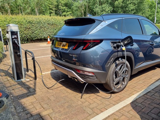 Hyundai Tucson charging