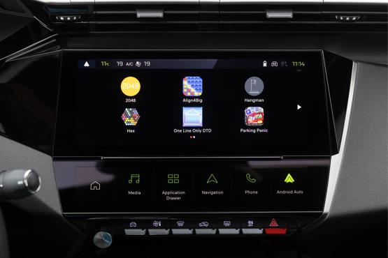 Peugeot 408 infotainment