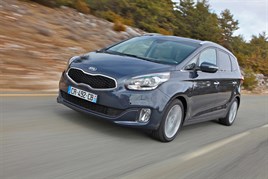 kia carens