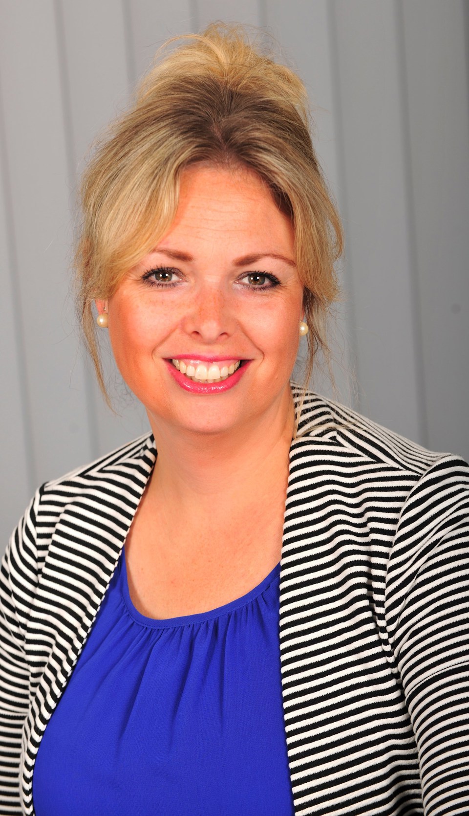 Karen McCarthy, Activa Contracts