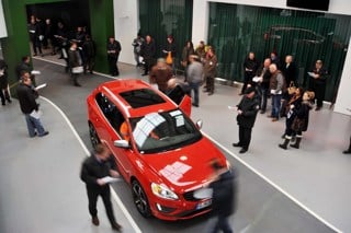 Car in auction lane at Aston Barclay Westbury