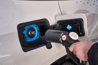 Hydrogen vehicle being refuelled