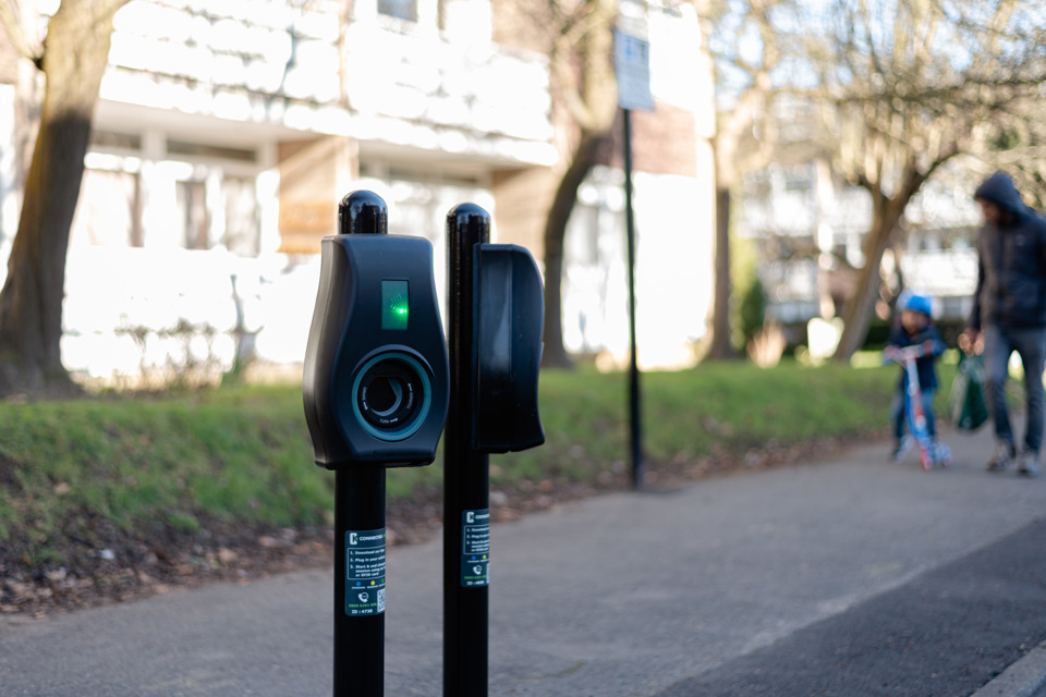 Connected Kerb charger