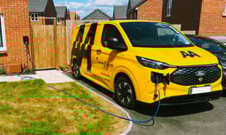AA chooses Easee for patrol fleet home charging