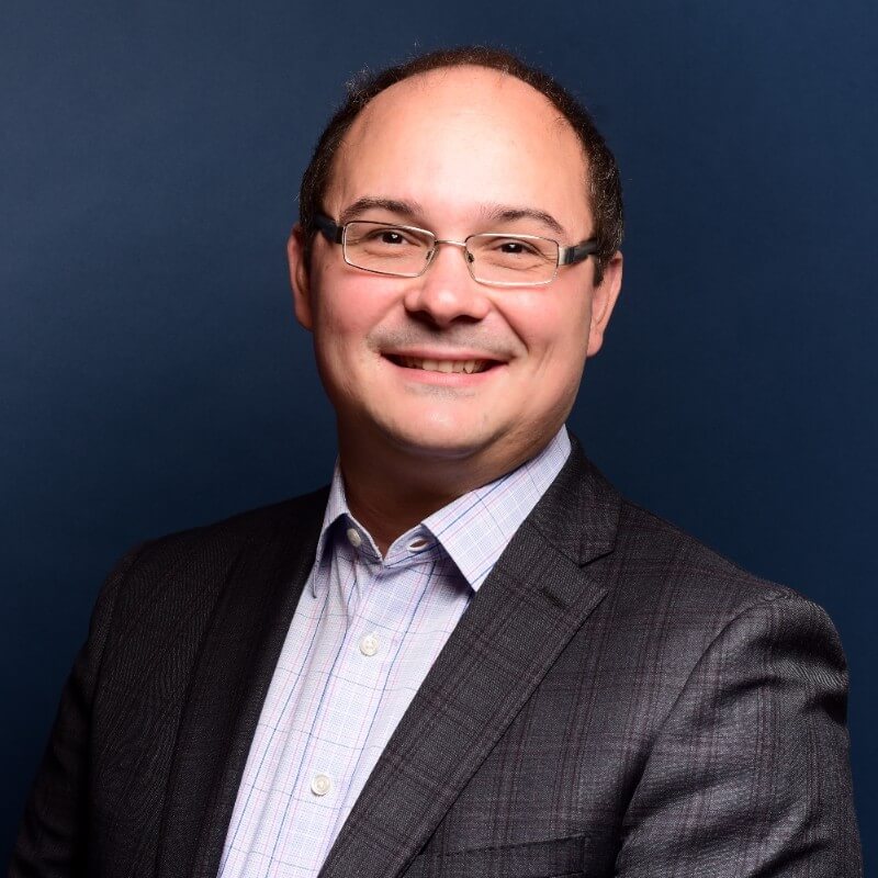Dr Mathias Loeser