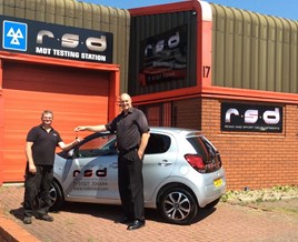 Fleet Assist Stuart Silby (right)  and Danny Whitrow, Road and Sport Developments.