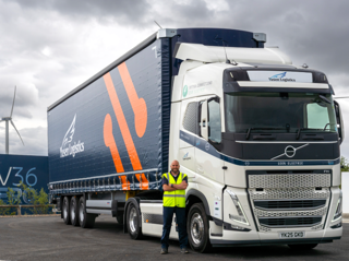Yusen delivers the goods to Nissan in an electric HGV