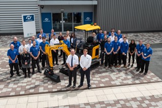 Hyperdrive Innovation is to supply batteries for JCB's electric excavator