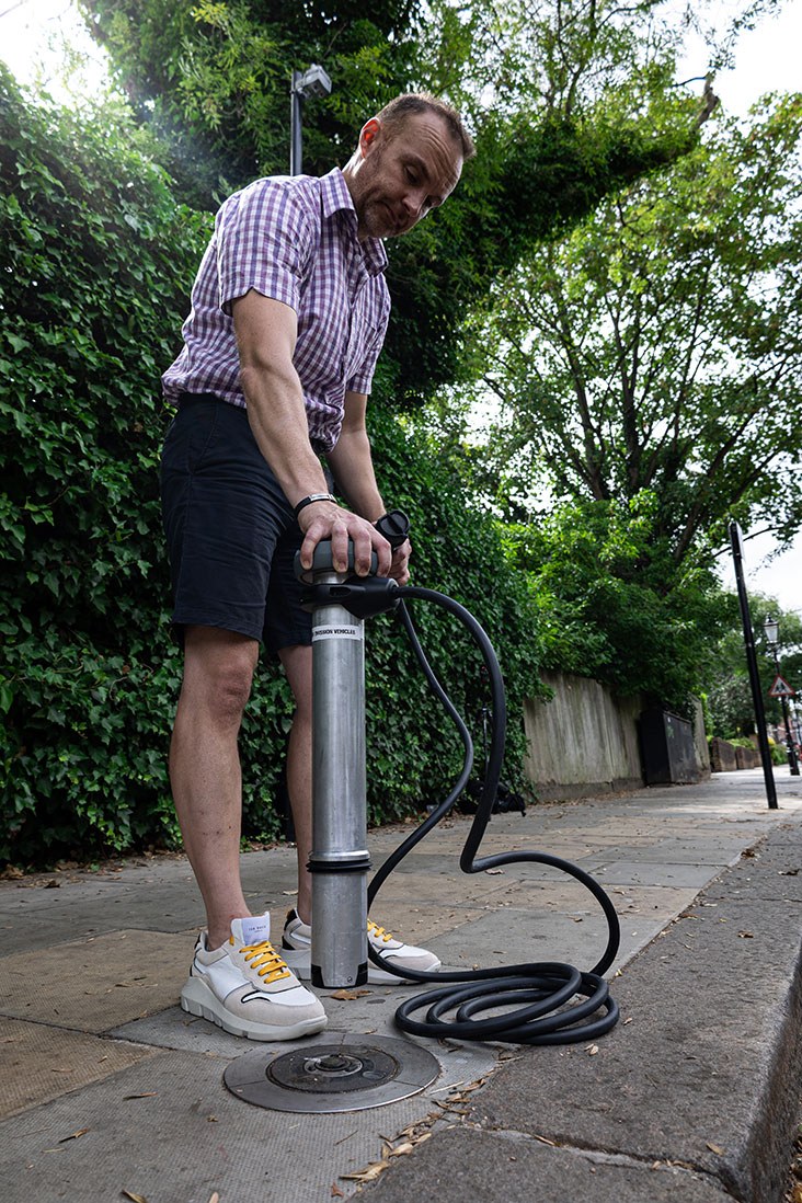 trojan kerbside ev charger