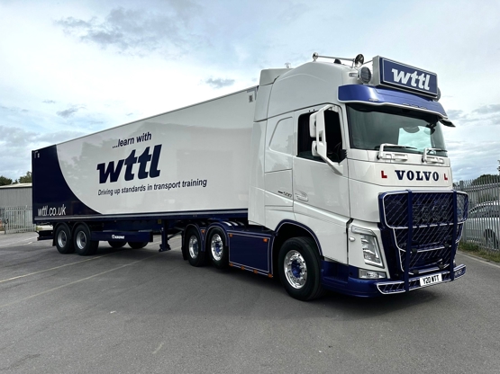 WTTL takes delivery of six KRONE urban box trailers