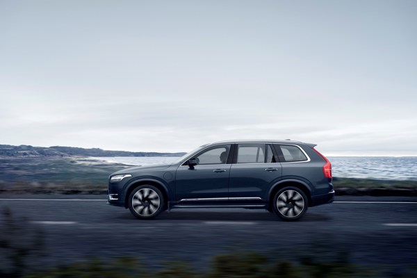 Volvo XC90 Recharge PHEV T8