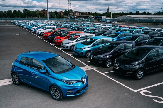 Renault secures record-breaking electric vehicle fleet deal (inc video)