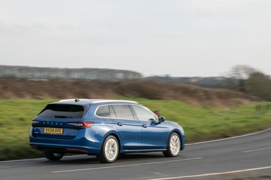 Skoda Superb cornering rear view