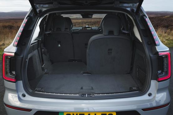 Volvo EX90 boot 6 seats