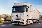 The outside of the Mercedes-Benz Actros doesn’t reflect the radical changes taking place on the inside