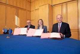 Michelin and Faurecia sign joint venture to 'create hydrogen fuel cell world leader'