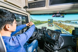 Hyundai Motor Company successfully conducts its first platooning of trailer trucks 