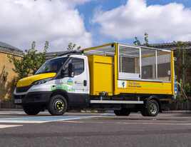 Ringway's fully electric 7.2-tonne IVECO Daily cage tipper