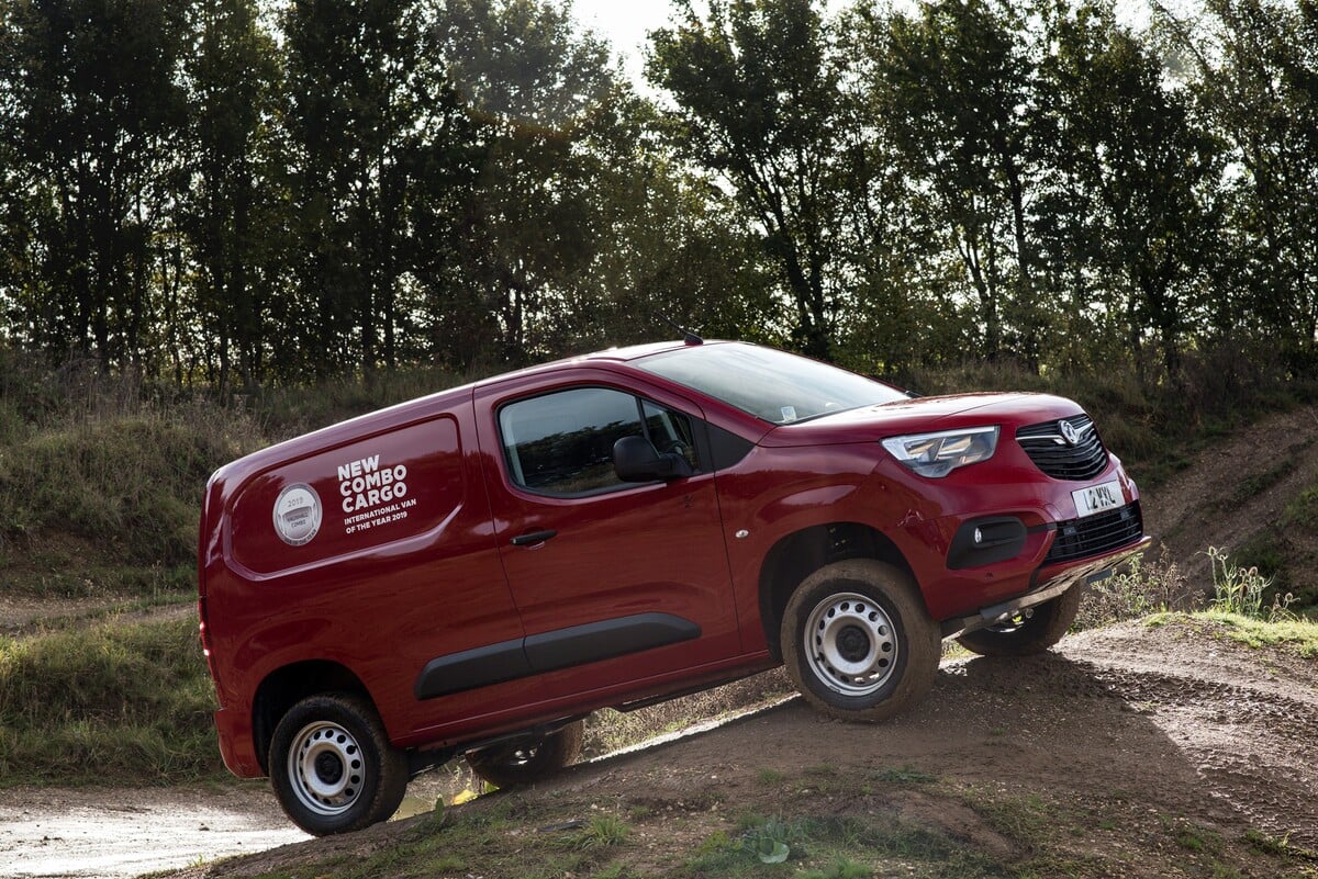 Vauxhall launches four-wheel drive Cargo 4x4 |